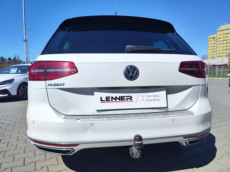 Volkswagen Passat 2.0 TDi/110kW Highline DSG ČR - fotka 11 z 37