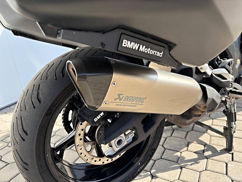 BMW S 1000 XR - fotka 7 z 14