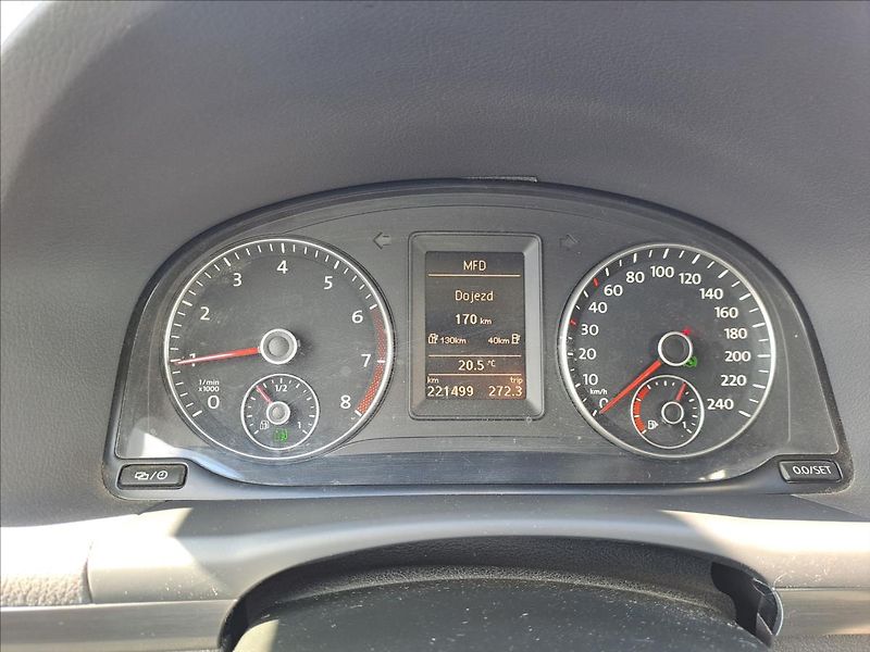 Volkswagen Touran 1,4 i + CNG DSG - fotka 13 z 15