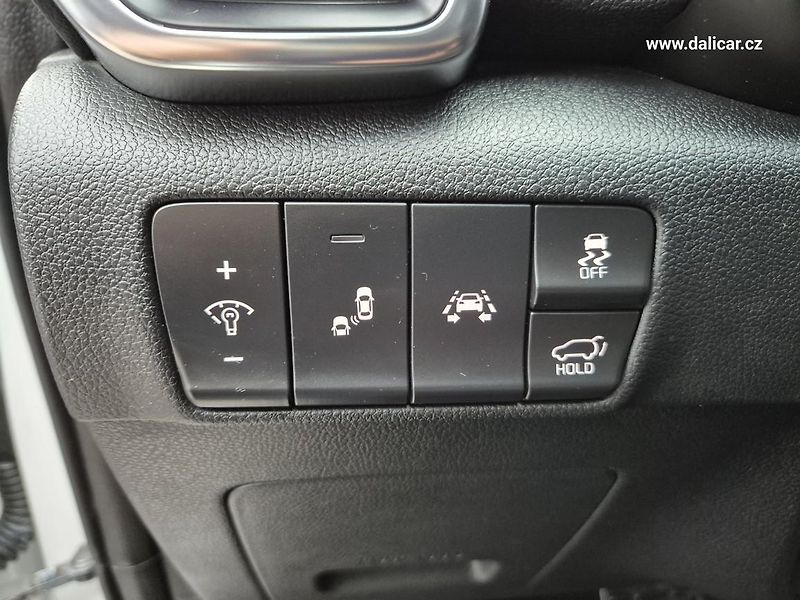 Kia Sportage (2018) 1.6T-GDi 130KW GT-line 4x4  - fotka 38 z 57