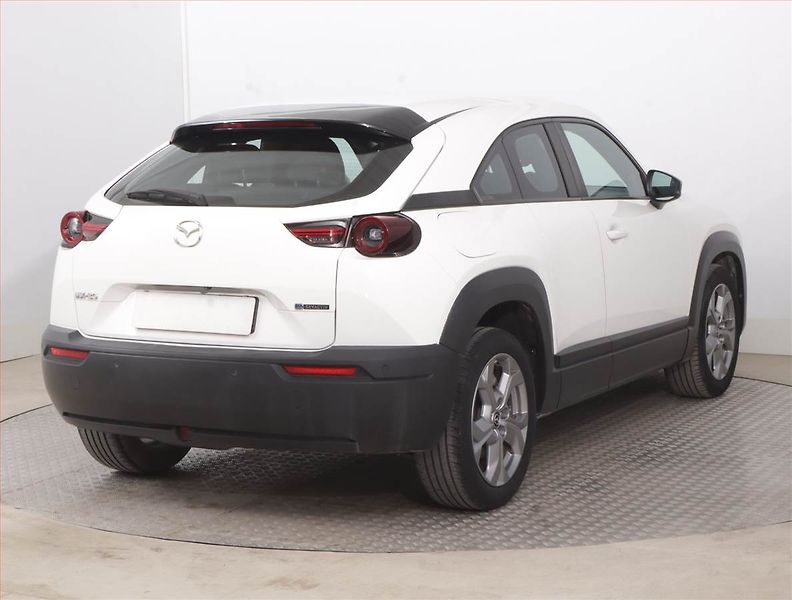 Mazda MX-30 (2021) e-Skyactiv, SoH 91%, Automat - fotka 5 z 19