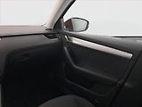 Škoda Octavia (2016) 1.4 TSI, Automat, Bi-Xenony - náhled 8