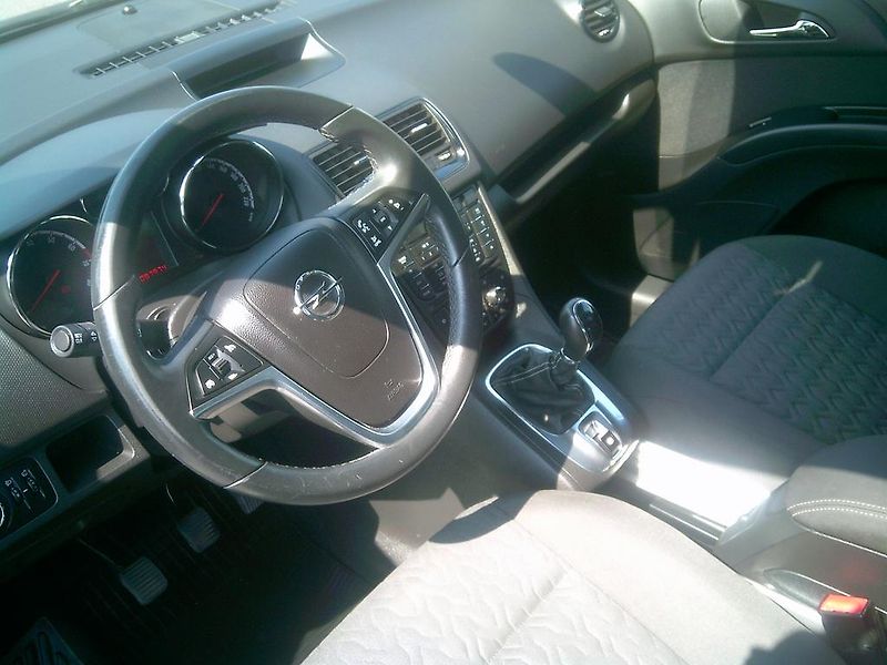 Opel Meriva (2013) 1.4 KOUPENO ČR, 1.MAJITEL - fotka 9 z 12