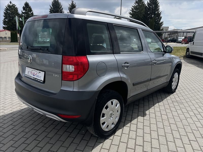 Škoda Yeti 1,8 TSi 118kw 4x4 po STK, odp. - fotka 36 z 38