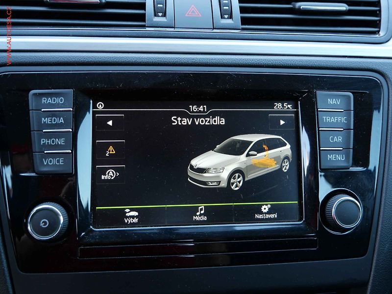Škoda Rapid (2016) 1.2 TSi, Ambition, xenon - fotka 22 z 25