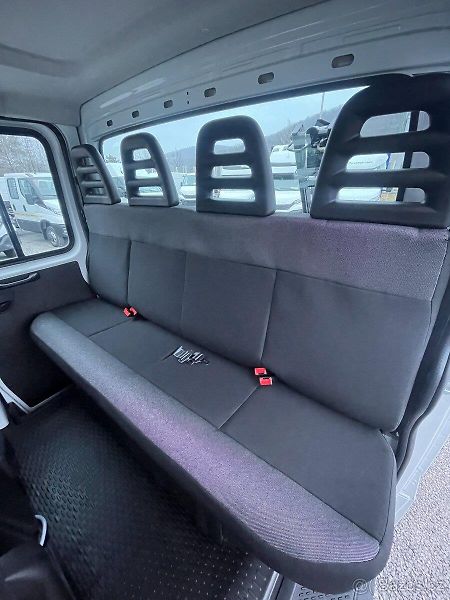 Iveco Daily (2026) 3,0 50C16HZD 6+1 CTS 3t - fotka 7 z 16