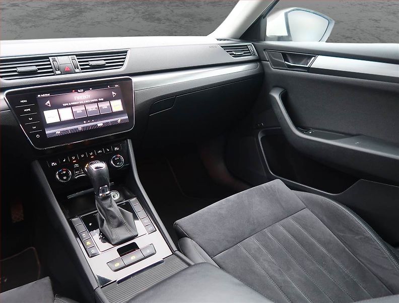 Škoda Superb (2018) 2.0 TDI, 4X4, Automat, Kůže - fotka 8 z 24