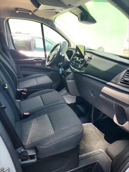 Ford Transit Custom 2,0 - fotka 5 z 10