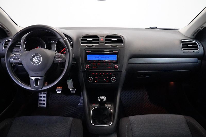 Volkswagen Golf - fotka 5 z 26