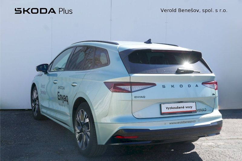 Škoda Enyaq (2024) 85x (82 kWh) 210 kW Sportline - fotka 6 z 33