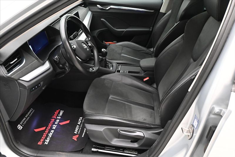 Škoda Octavia 1,5 TSI 110kW Style Manuál Zár - fotka 13 z 32