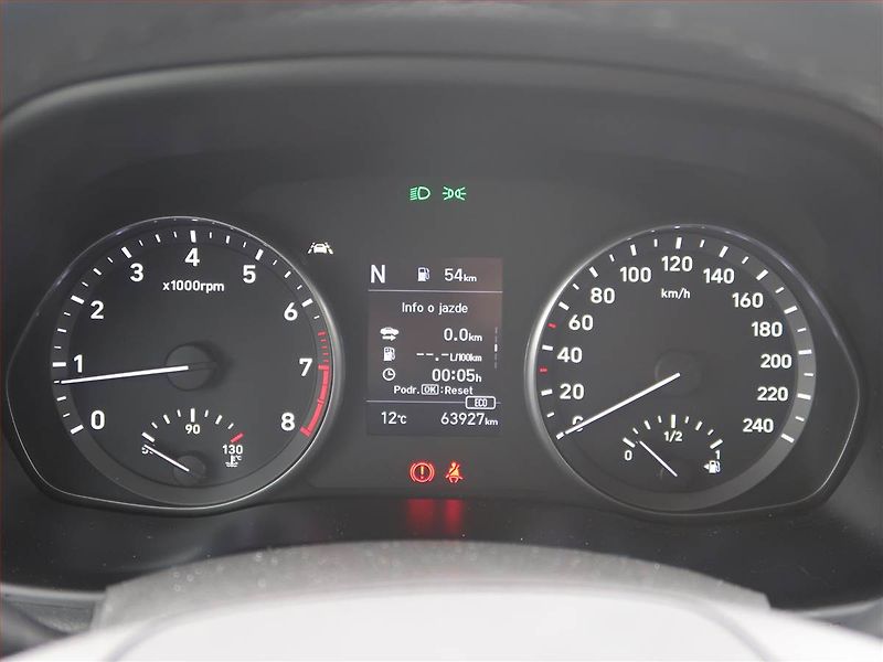 Hyundai i30 (2021) 1.5 T-GDI MHEV, Serv.kniha - fotka 11 z 17