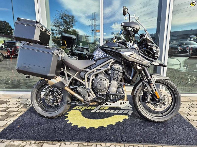 Triumph Tiger Explorer 1200 XC (2018) Tiger Explorer 1200 XCX - fotka 3 z 20