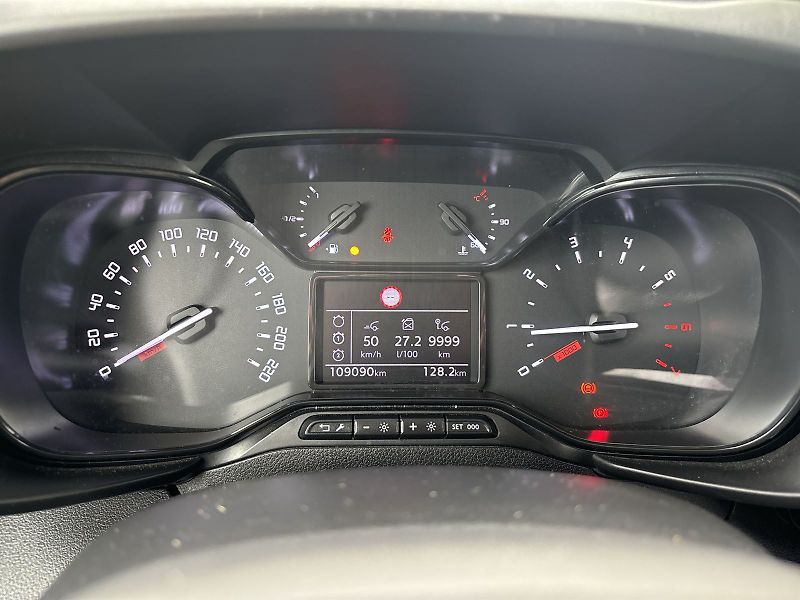 Citroën Berlingo (2022) 1.5 HDI LIVE PACK - fotka 6 z 29
