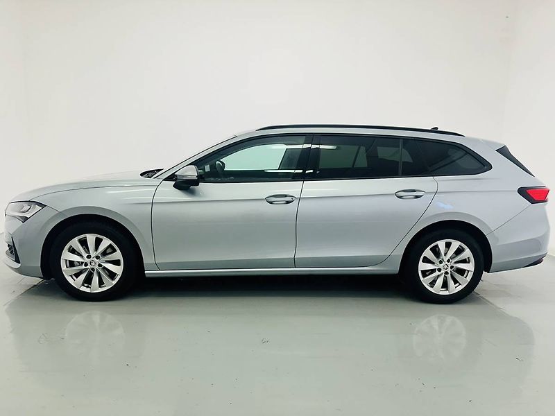 Škoda Superb Combi Selection 2,0TDI 110kW D - fotka 3 z 34