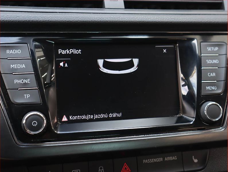 Škoda Fabia (2015) Style 1.2 TSI, Serv.kniha - fotka 19 z 19