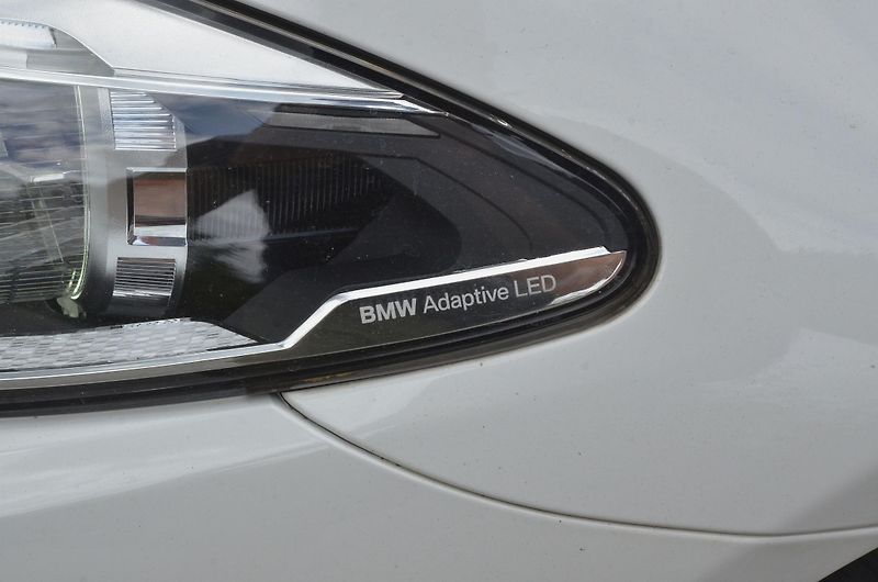 BMW Řada 5 (2016) 520d xDrive AT / ČR / M-PAKET - fotka 8 z 39