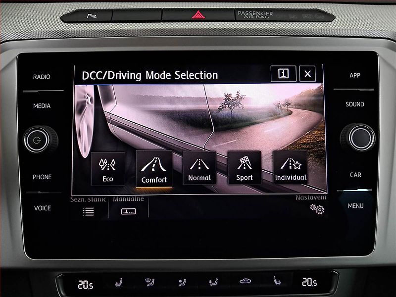 Volkswagen Passat (2017) Comfortline 2.0 TDI, Automat - fotka 18 z 19