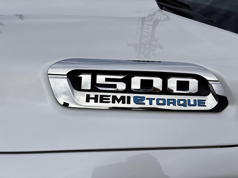 Dodge RAM 1500 LONGHORN 5.7 V8 HEMI eTORQUE  - fotka 38 z 53
