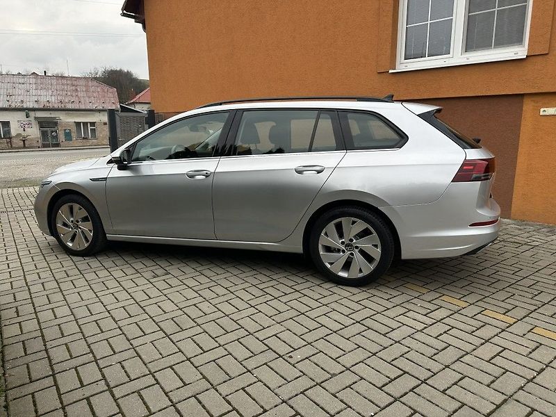 Volkswagen Golf 1.5 TSi 110kW - fotka 7 z 24