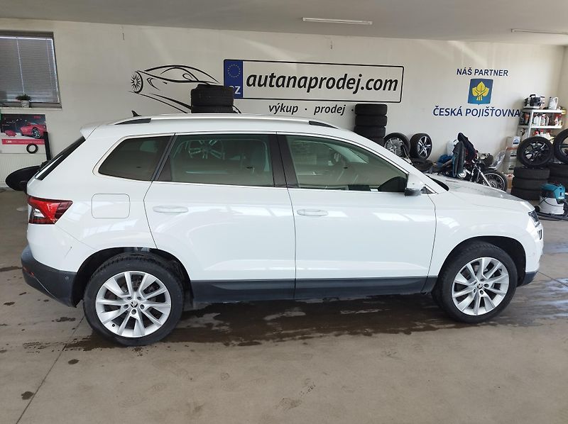 Škoda Karoq (2017) 1,0TSI,85KW,FULL,LED,ALU,KŮŽE - fotka 4 z 34