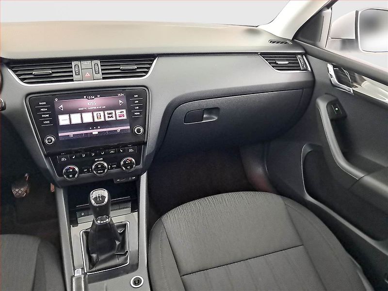 Škoda Octavia (2017) Style 1.6 TDI, Navi, Tempomat - fotka 8 z 19