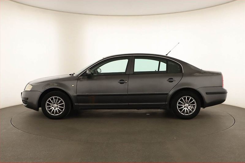 Škoda Superb (2003) 1.8T, nová STK, Klima - fotka 3 z 14