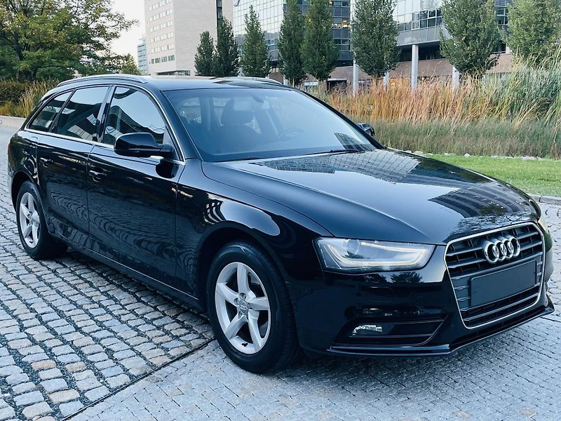 Audi A4 2.0TDI MAN VÝHŘEV SERVISKA LED - fotka 9 z 41