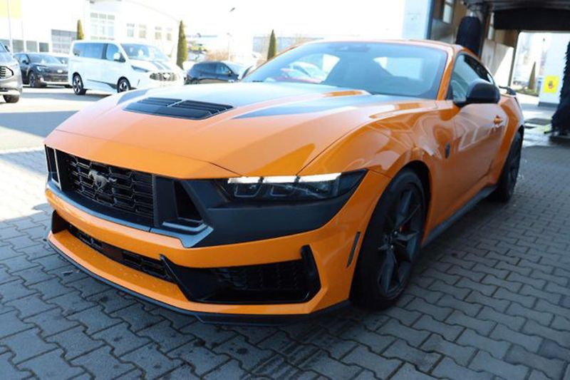 Ford Mustang (2026) 5.0 Dark Horse MagneRide - fotka 4 z 26