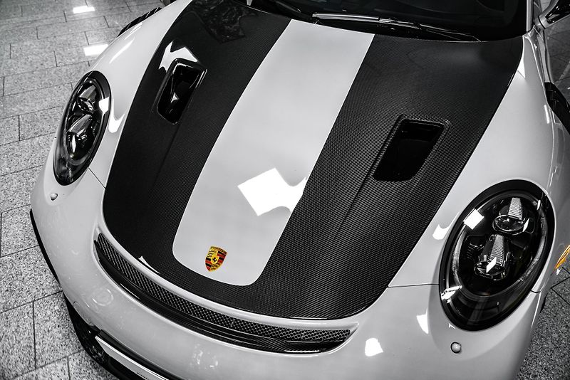 Porsche 911 GT2 RS/WEISSACH/CARBON/MAGNESI - fotka 28 z 48