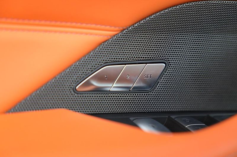 BMW M4 Convertible Competition xDrive - fotka 16 z 18