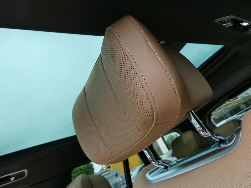 Land Rover Range Rover (2026) 3,0 Autobiography P460e - fotka 10 z 44