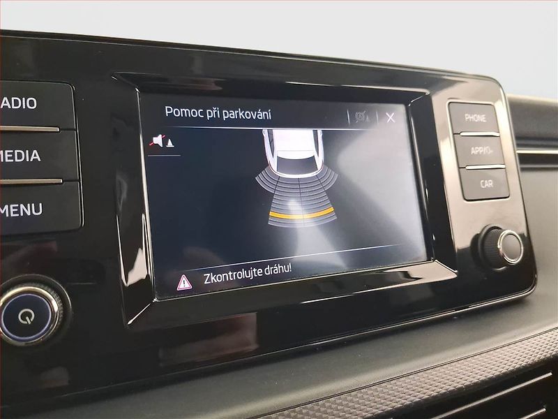 Škoda Scala (2019) Ambition 1.0 TSI, Serv.kniha - fotka 17 z 20