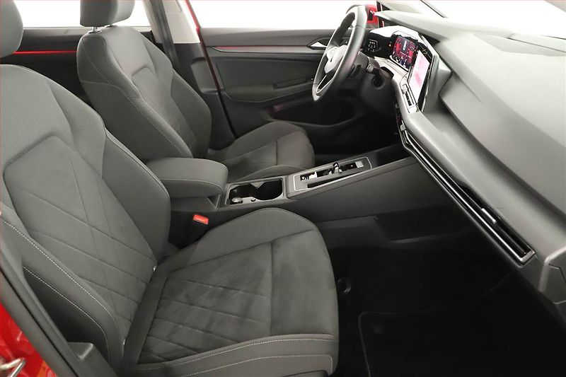 Volkswagen Golf (2021) Style 2.0 TDI - fotka 7 z 17