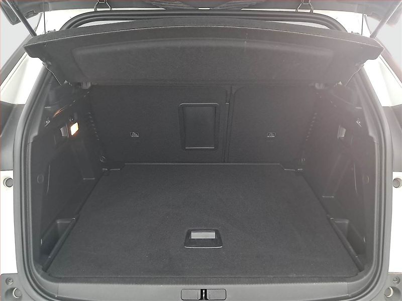 Peugeot 3008 (2020) 1.2 PureTech, ČR,1.maj - fotka 13 z 16