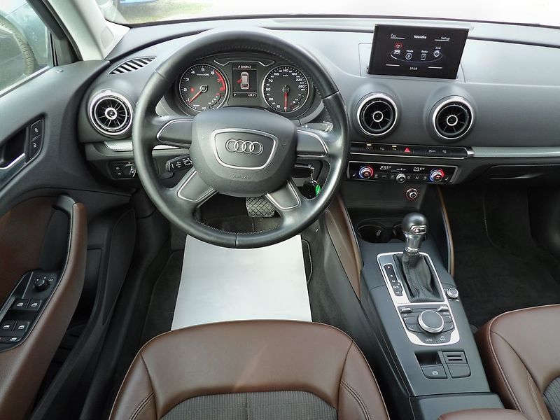 Audi A3 1.4TSI 110kW DSG Sline Xenon - fotka 8 z 34