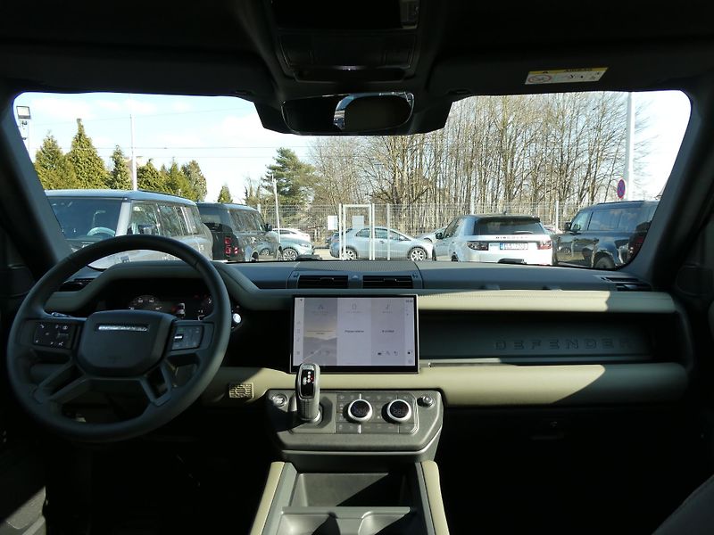 Land Rover Defender (2026) 110 3,0 X-Dynamic SE D200 - fotka 18 z 37