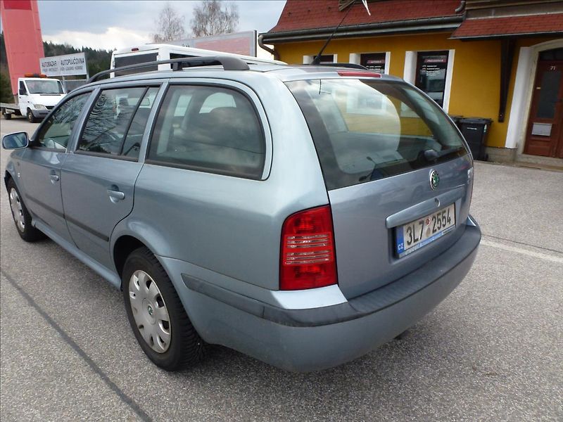 Škoda Octavia 1,9 TDI 81KW Tažné zařízení - fotka 10 z 42
