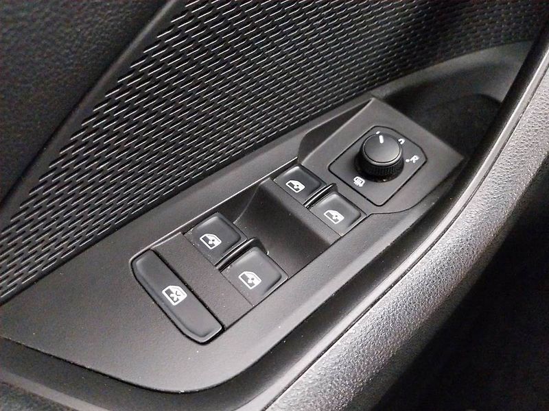 Škoda Octavia (2020) Ambition 2.0 TDI, Serv.kniha - fotka 22 z 26