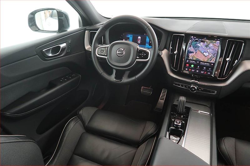 Volvo XC60 (2021) B4 AWD - fotka 7 z 19
