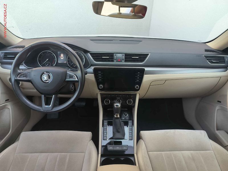 Škoda Superb (2017) 2.0TDi, ČR, DSG, bixen - fotka 8 z 30