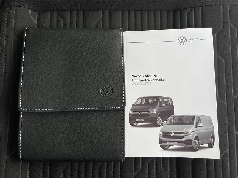 Volkswagen Caravelle 2,0 TDI 4MOT DSG Comfortline - fotka 19 z 23