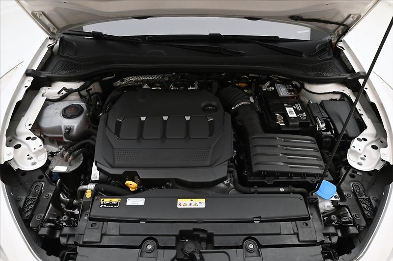 Seat Leon 2,0 TDI 110 kW DSG Style Záruk - fotka 9 z 30
