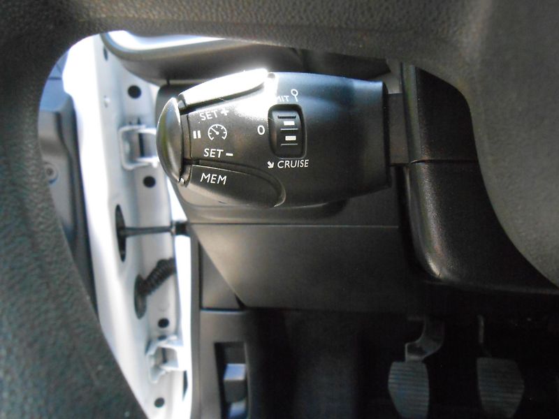 Citroën C3 1.5HDi,6kvalt, Full led - fotka 30 z 40
