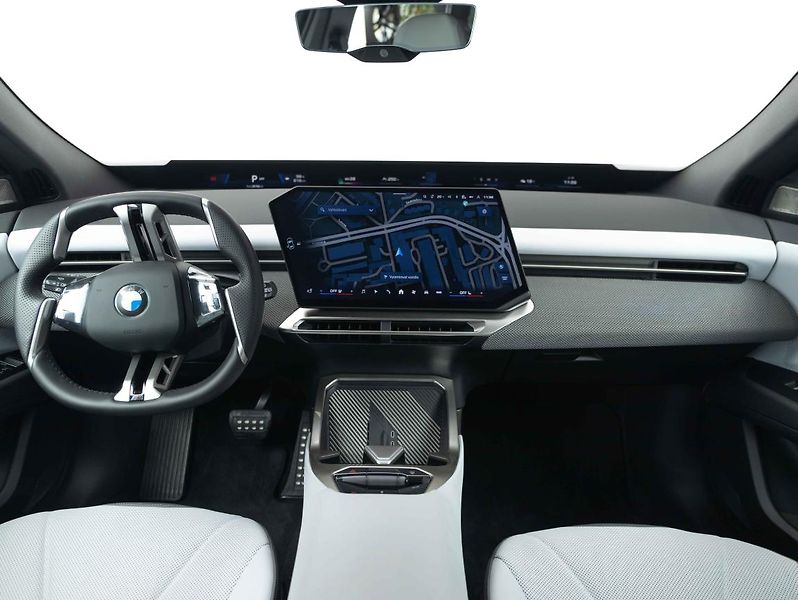 BMW iX3 50 xDrive - fotka 12 z 21