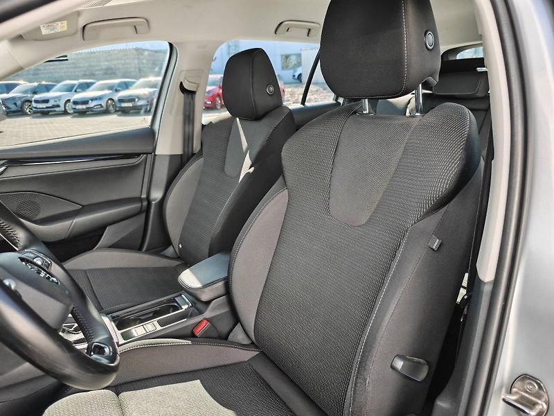 Škoda Octavia Ambition 6MP 2,0TDI - fotka 6 z 22