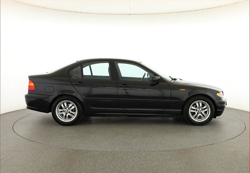 BMW Řada 3 (2002) 316 i, nová STK, jezdí výborně - fotka 6 z 15