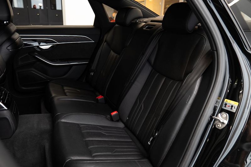 Audi A8 Vzduch. podvozek/Masážní sedad - fotka 11 z 25