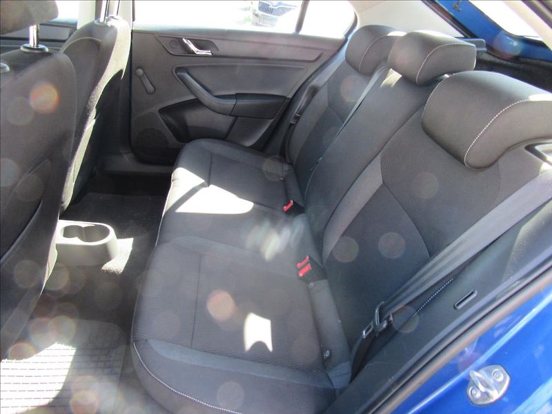 Škoda Rapid 1,2 TSI 77kW - fotka 10 z 29