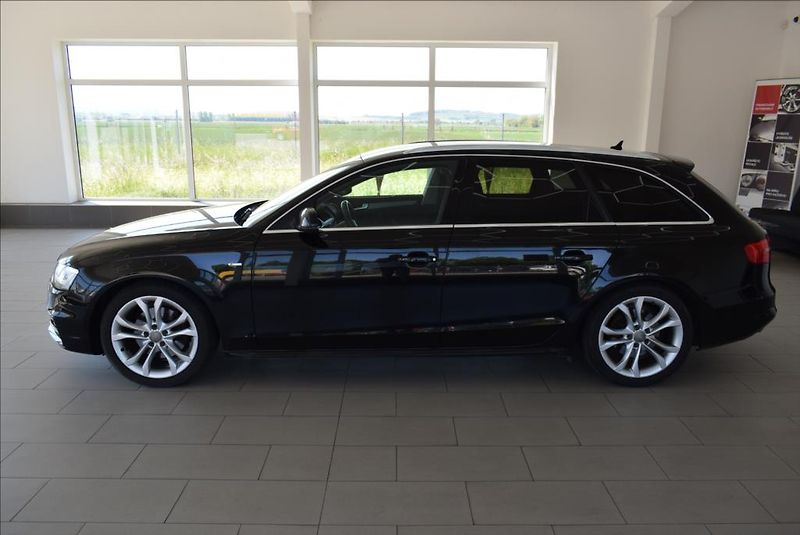 Audi A4 Avant 2,0 TDi,NAVI,Bi-xenony+L - fotka 5 z 17